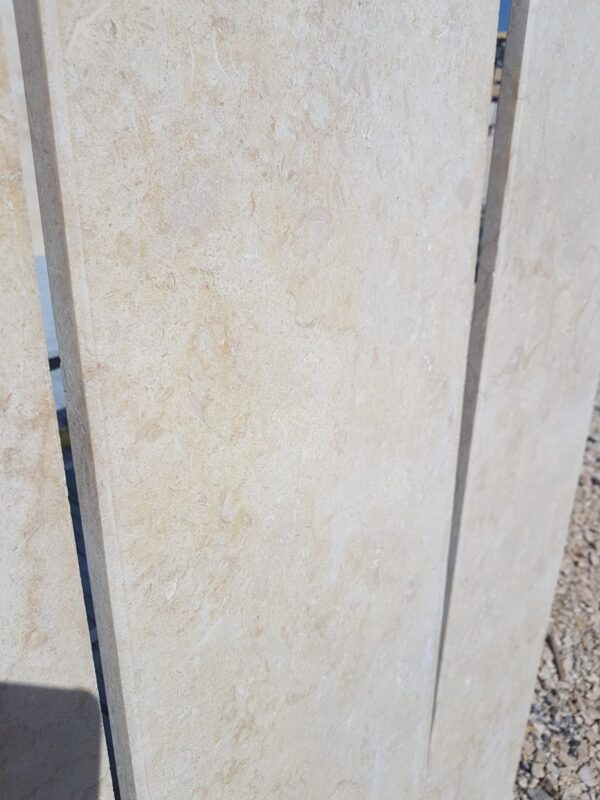 SET Treaptă + Contratreaptă Limestone Cross Cut Periat 130 x 32/130 x 16/2cm